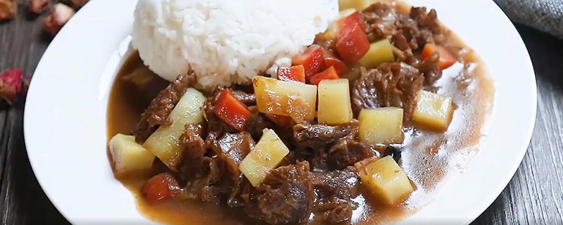 土豆炖牛肉的做法 第1张