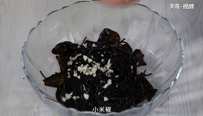 蕨根粉凉拌方法 第7张