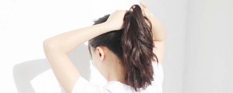 丸子头的扎法步骤 第1张
