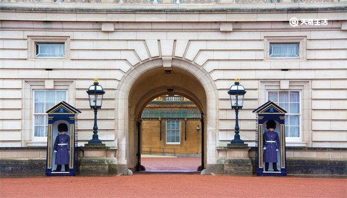 英国首相和女王的区别 第3张